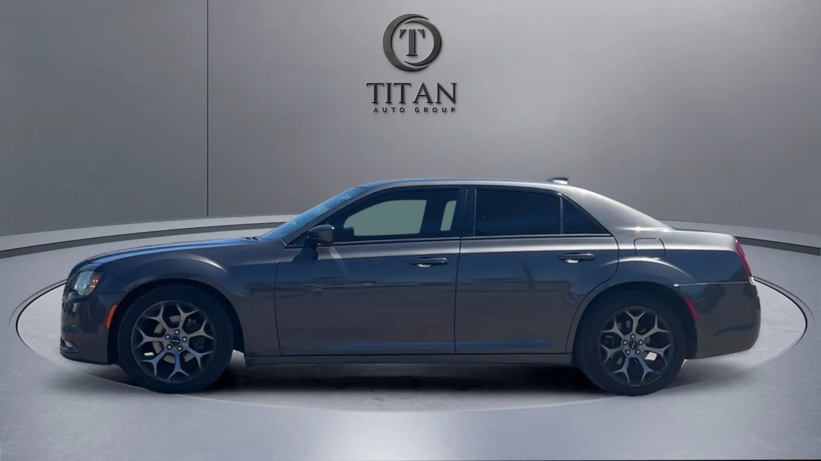 2018 Chrysler 300/S V6 RWD