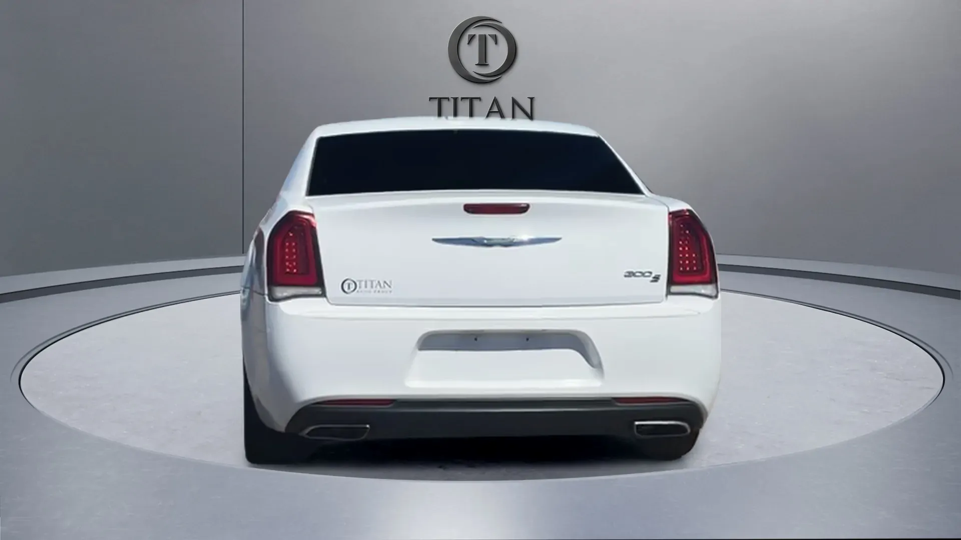 2018 Chrysler 300/S V6 RWD