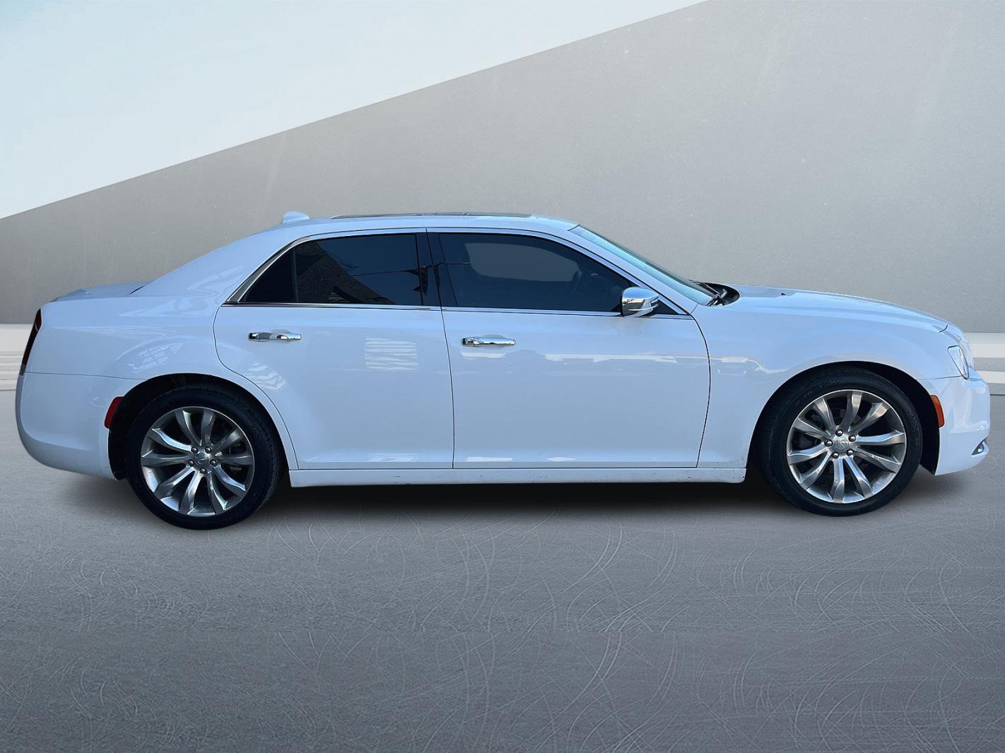 2019 Chrysler 300/Limited RWD
