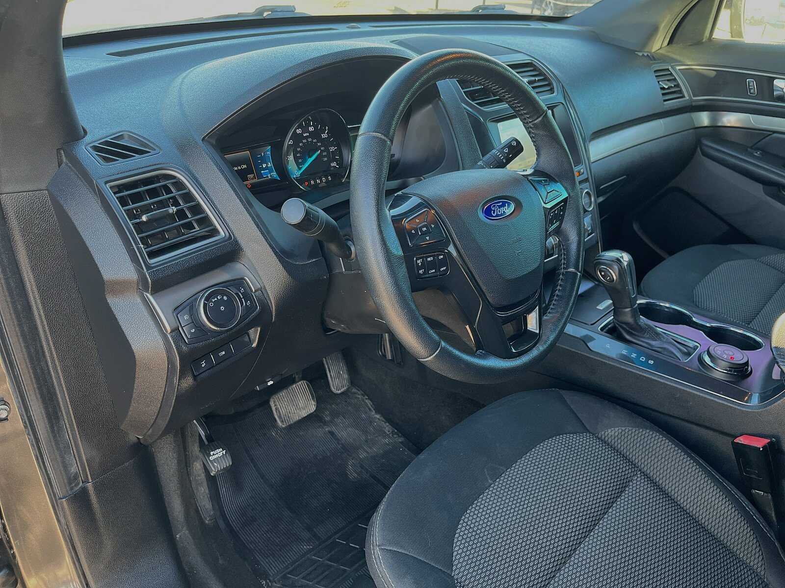 2018 Ford Explorer/XLT 4WD