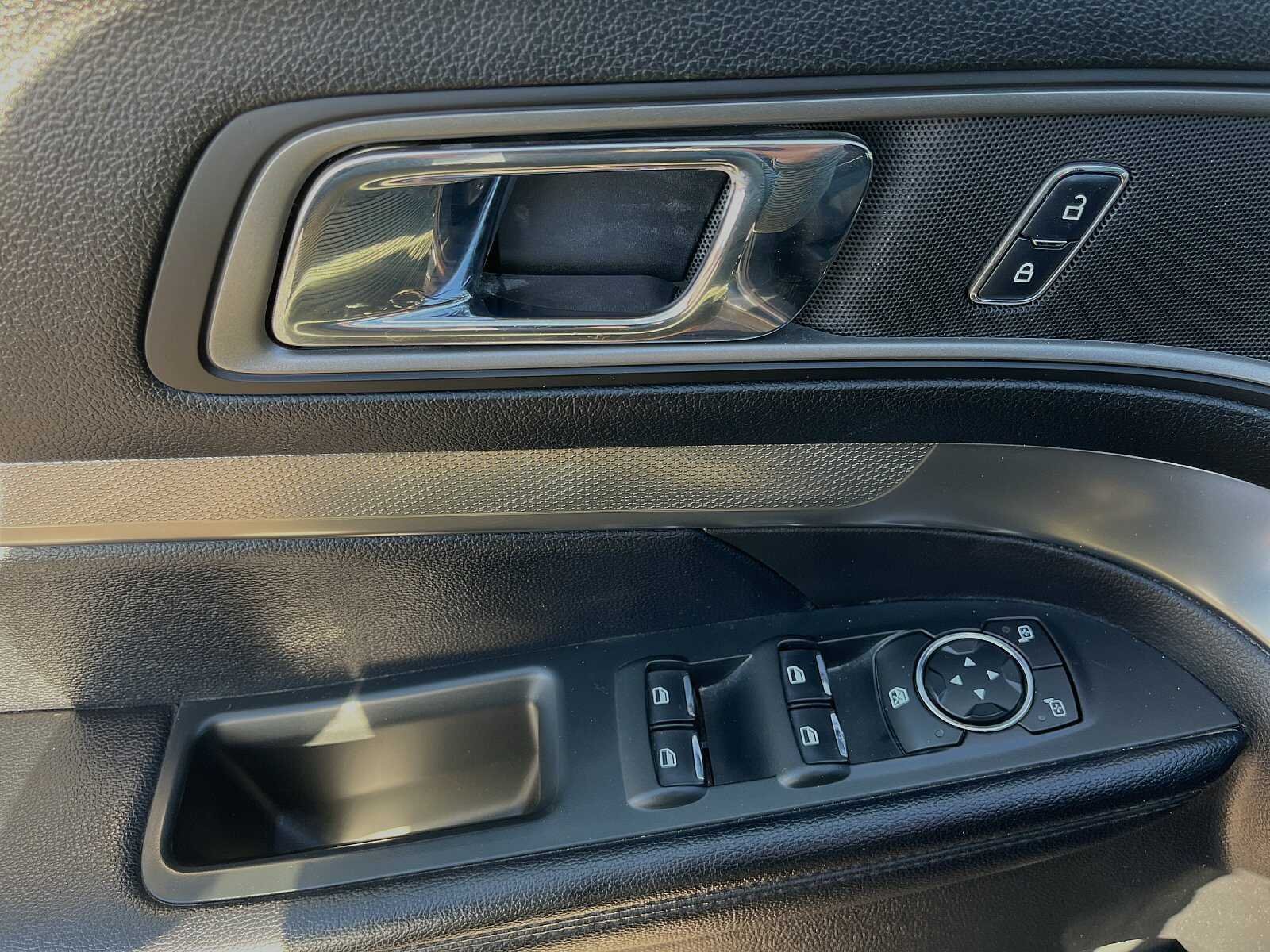 2018 Ford Explorer/XLT 4WD