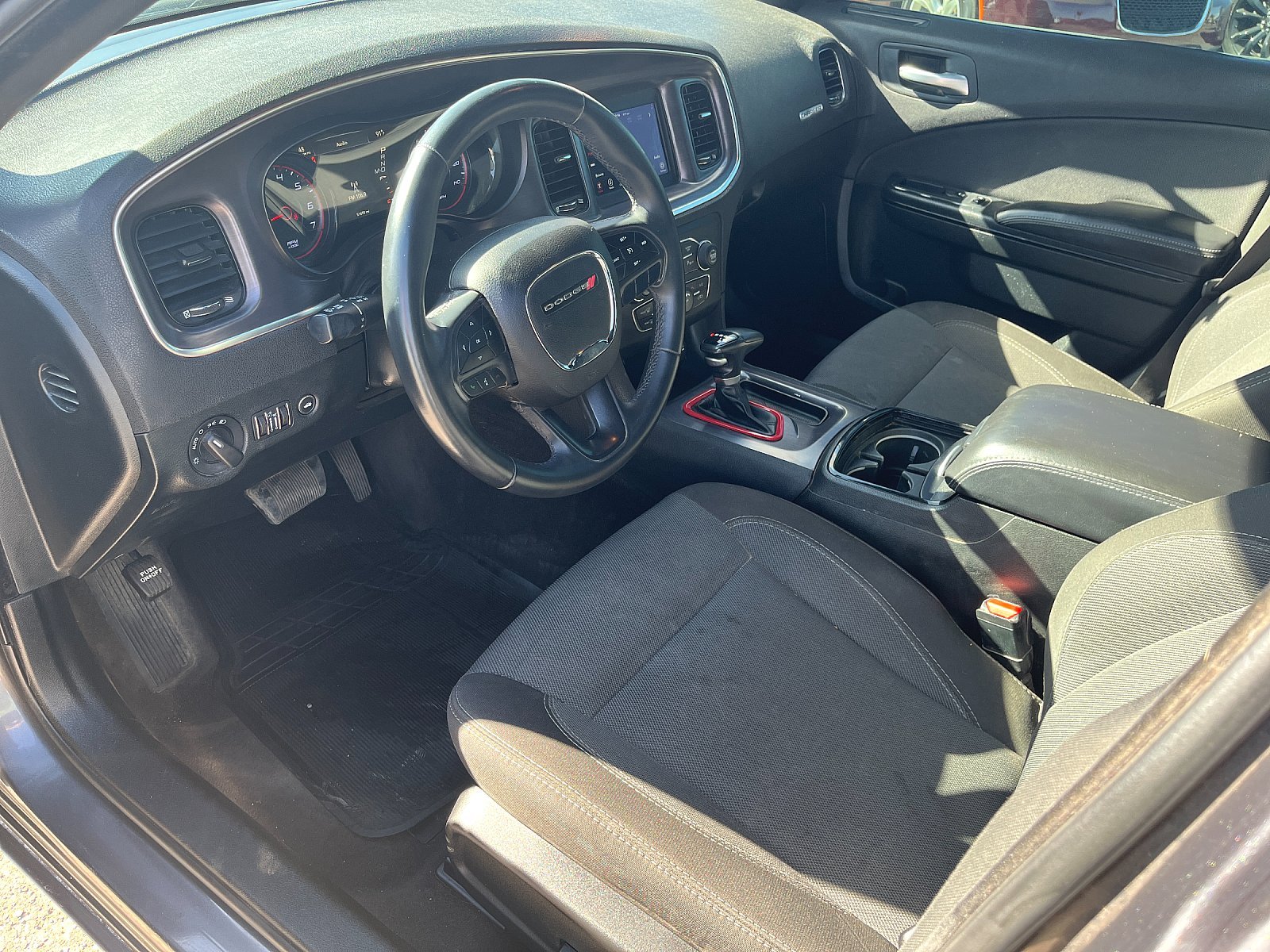 2018 Dodge Charger/SXT