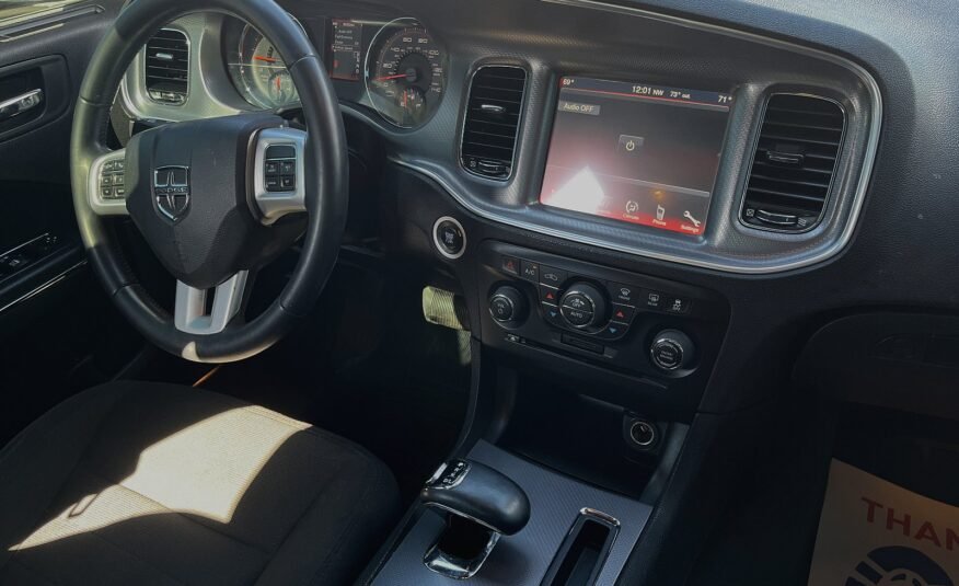 2014 Dodge Charger/SXT