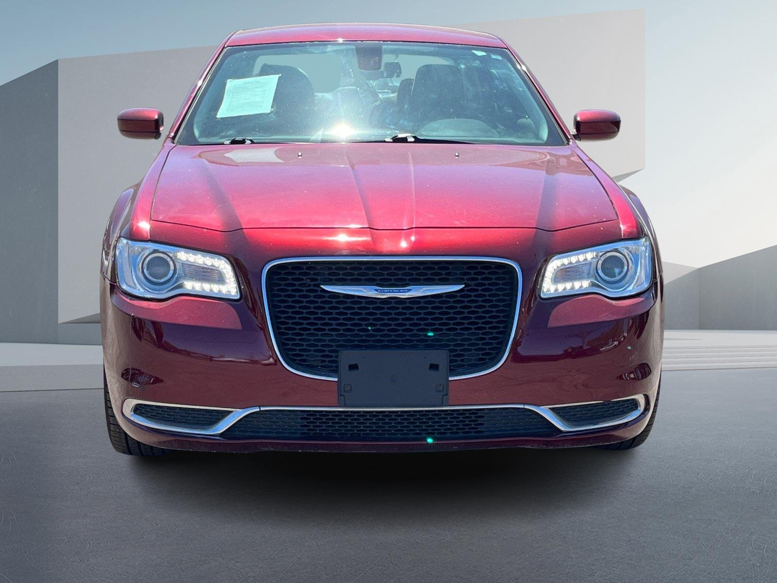 2018 Chrysler 300