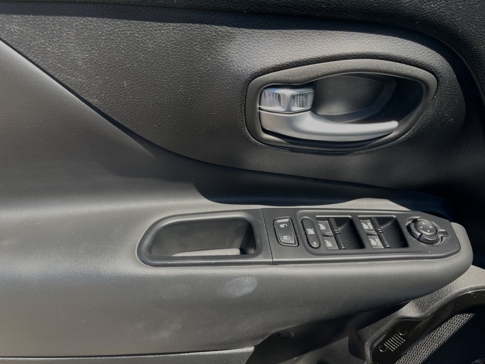 (2018) Jeep Renegade