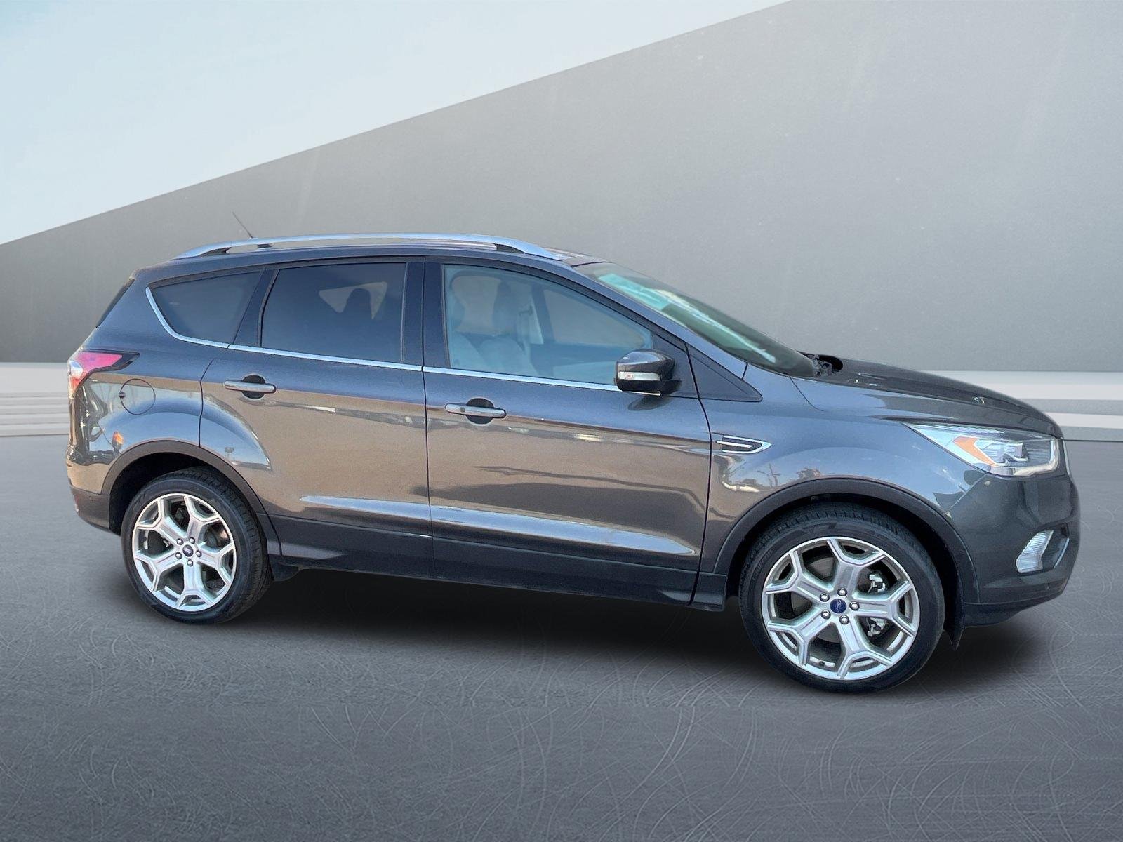 (2018) Ford Escape