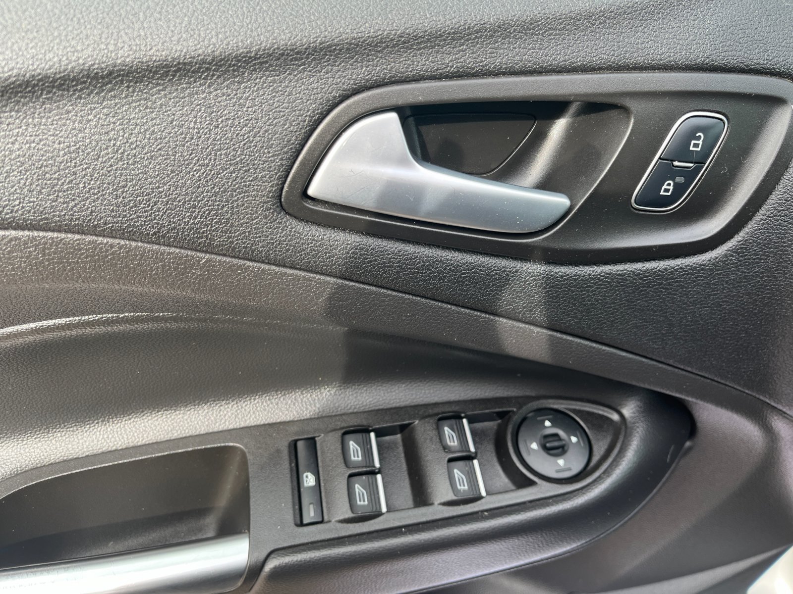 2017 Ford Escape Specs