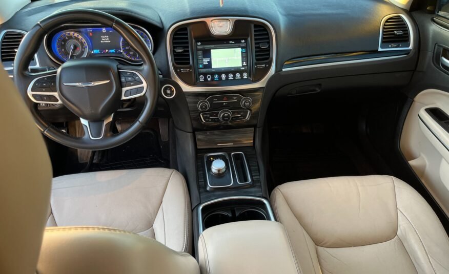 2017 Chrysler 300